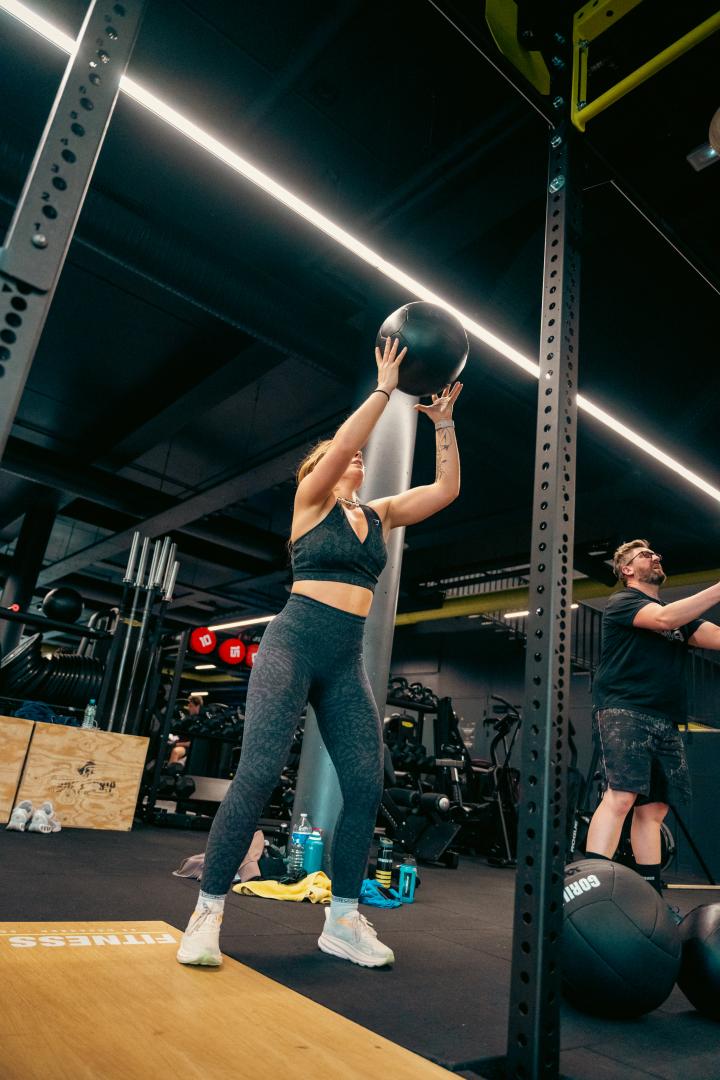 Scène professionnelle photographiée pour le projet Fitness Park